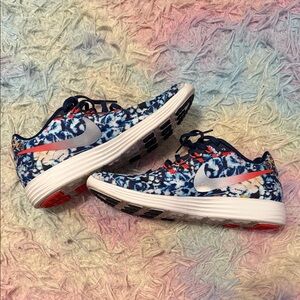 Nike Women’s Multicolor Patterned Sneakers